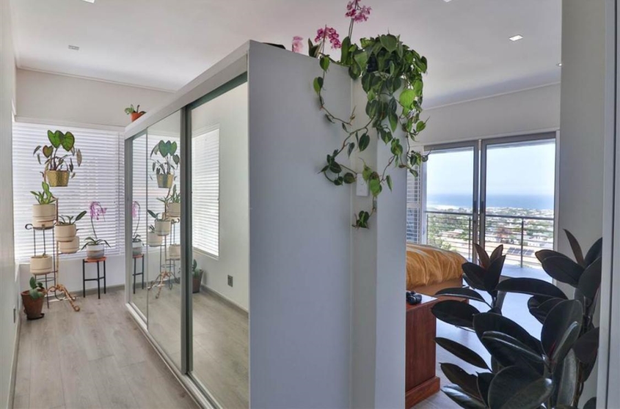 4 Bedroom Property for Sale in Berghof Western Cape